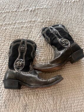 Ariat Desperado Ornate Western Snip Toe Boots